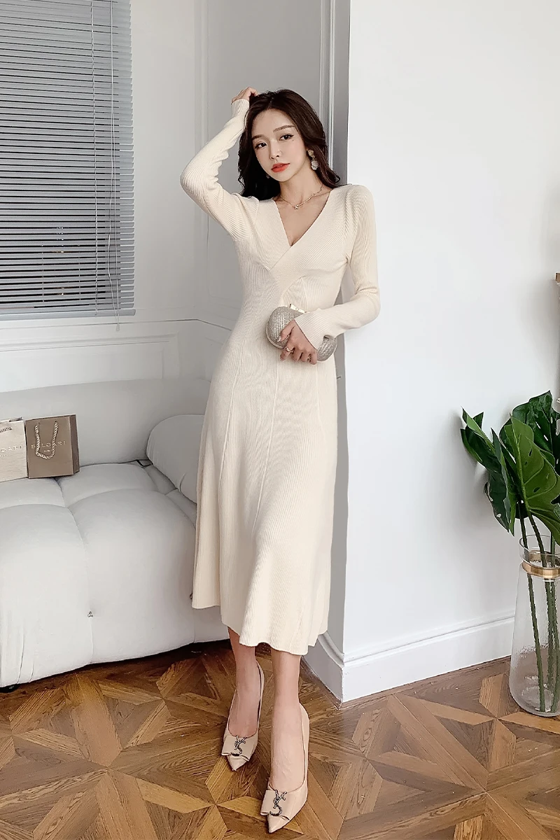 

COIGARSAM Women dress Spring Keep Warm V-Neck Dresses Beige Blue Gray 5077