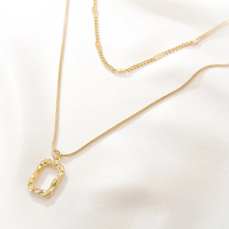 

Creative Temperament Double Layer Irregular Pendant Necklace Jewelry Accessories 2021