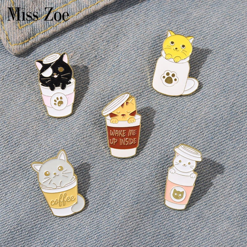 Coffee Cat Enamel Pin Coffee Cup with Paw Brooches Kitty Metal Badges Bag Clothes Pins Up Jewelry Gift for Cat Lover