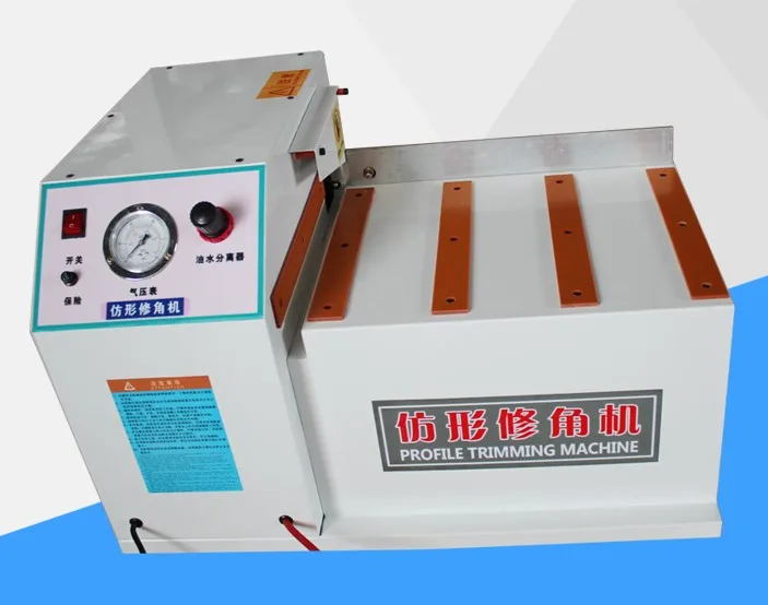 Woodworking fillet chamfering machine