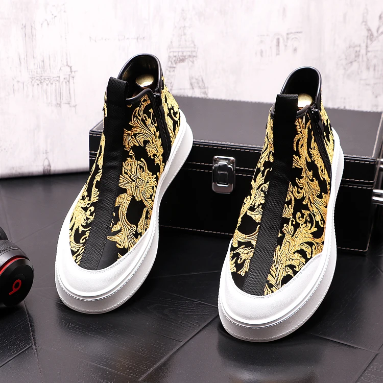 

2021 Men Casual Shoes Sneakers High-top Embroidery yellow Color Comfortable Sport Round Toe slip on short Designer Boots