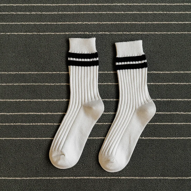 

HY58-Pretty soft socks happy socks two color striped socks men's Japanese style Running socks sports Socks hip hop fashion socks