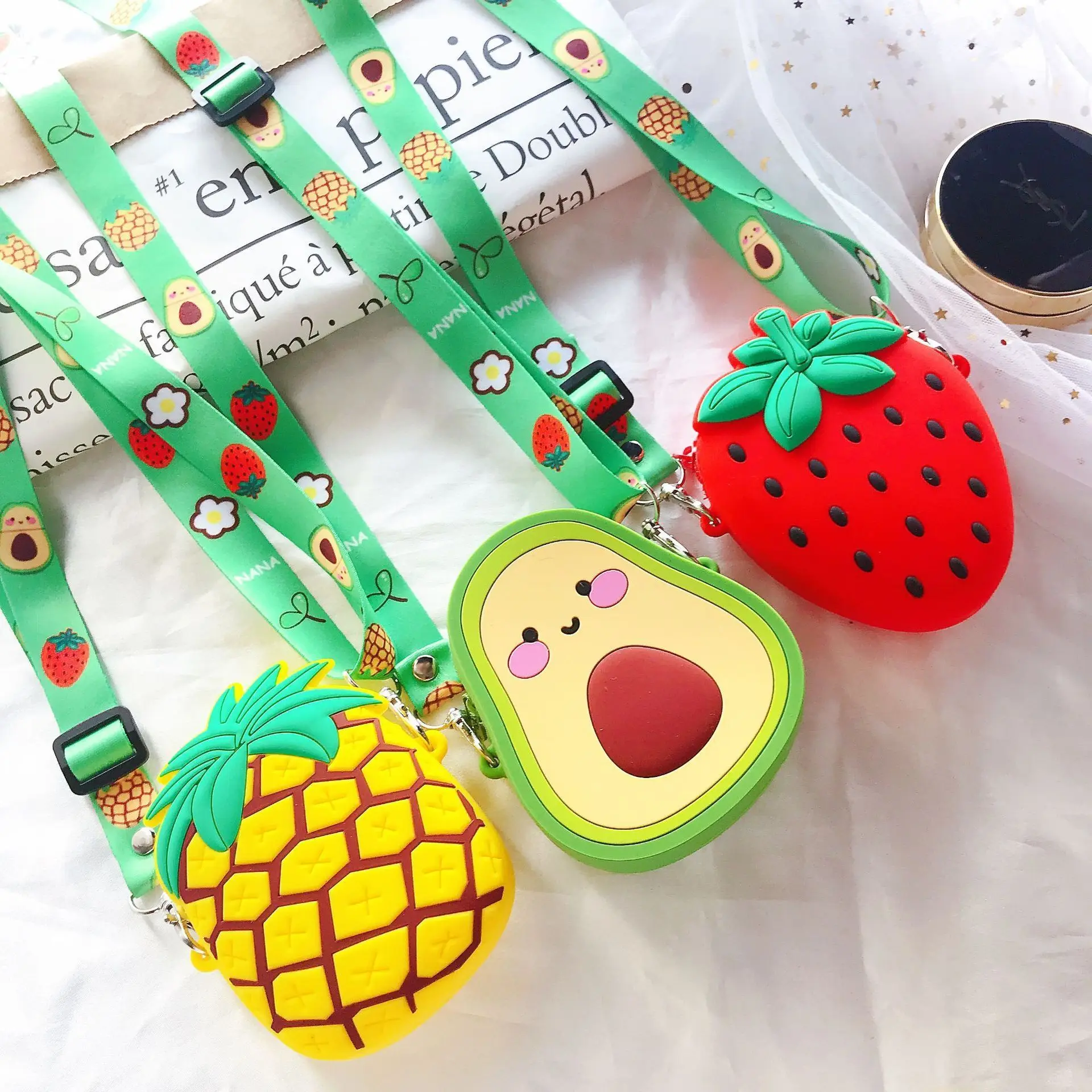 Mini Strawberry Baby Girls Mini Crossbody Bags Lovely Fruit Boys Kids Jelly Coin Purse Handbags Cute Children Small Shoulder Bag