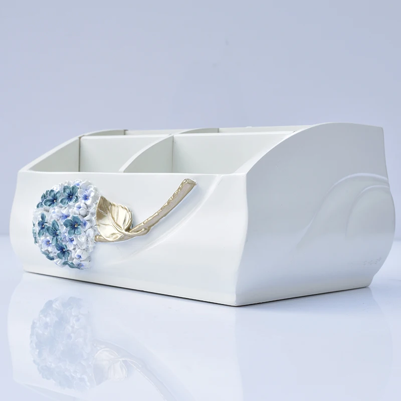 

Handmade Hydrangea Rotatable Makeup Storage Box Lipstick Brush Perfume Cosmetic Rack Organizer remote control storage box