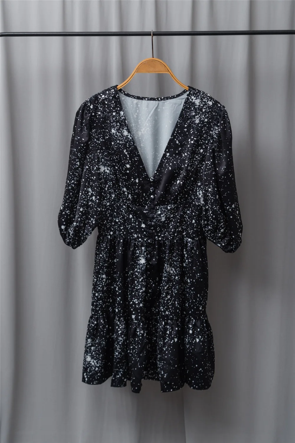 

Women Puff Sleeve Mini Dress Black and white Splash Ink V-neck High Waist 2021 Summer Single Breasted Robe