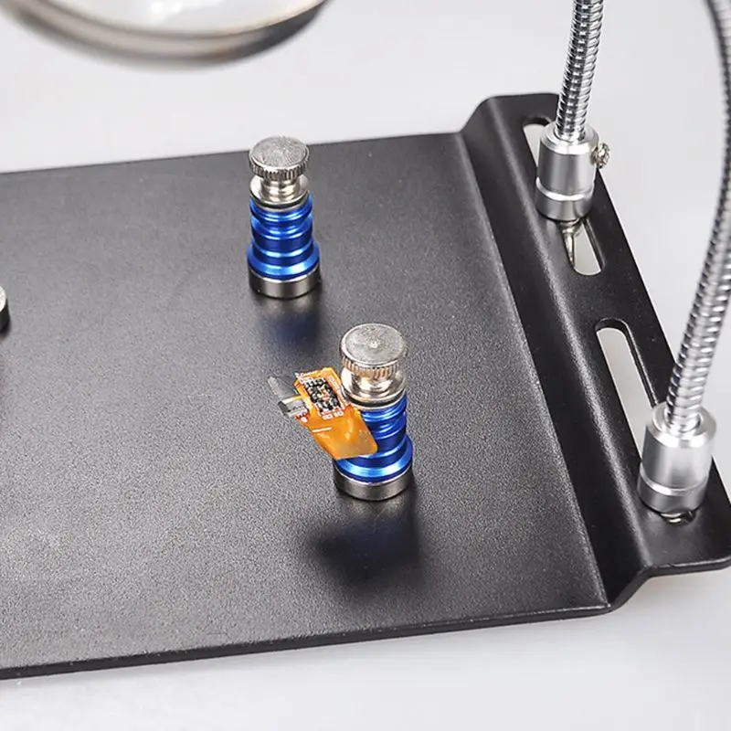 Magnetic Circuit Board Holder Helping Hands Soldering Third Hand with Magnifier 83XA | Инструменты