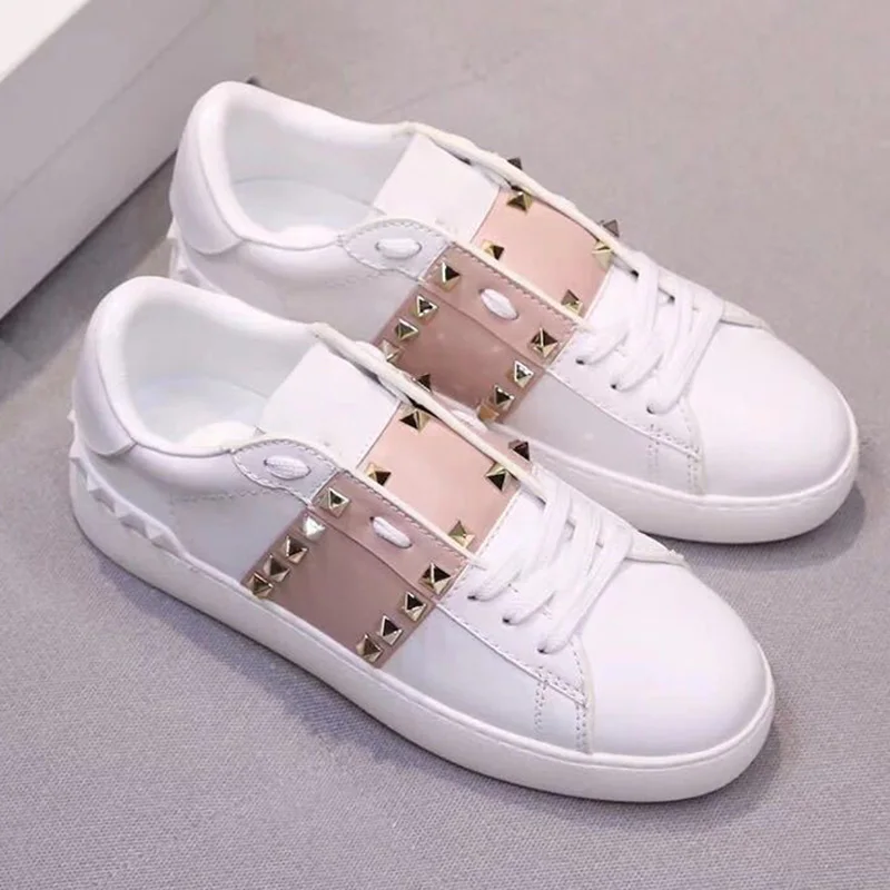 Модные кроссовки Женская Белая обувь Ins женская повседневная с заклепками
