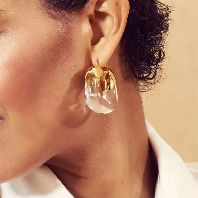 

Hyperbole Geometric U Transparent Resin Earrings Retro Gold Plated Big Earrings Women Earclips Wedding Party Jewelry Women Gift