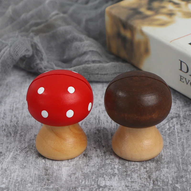 

Lovely Wooden Mushroom Photo Card Stand Desktop Ornament School Office Supplies