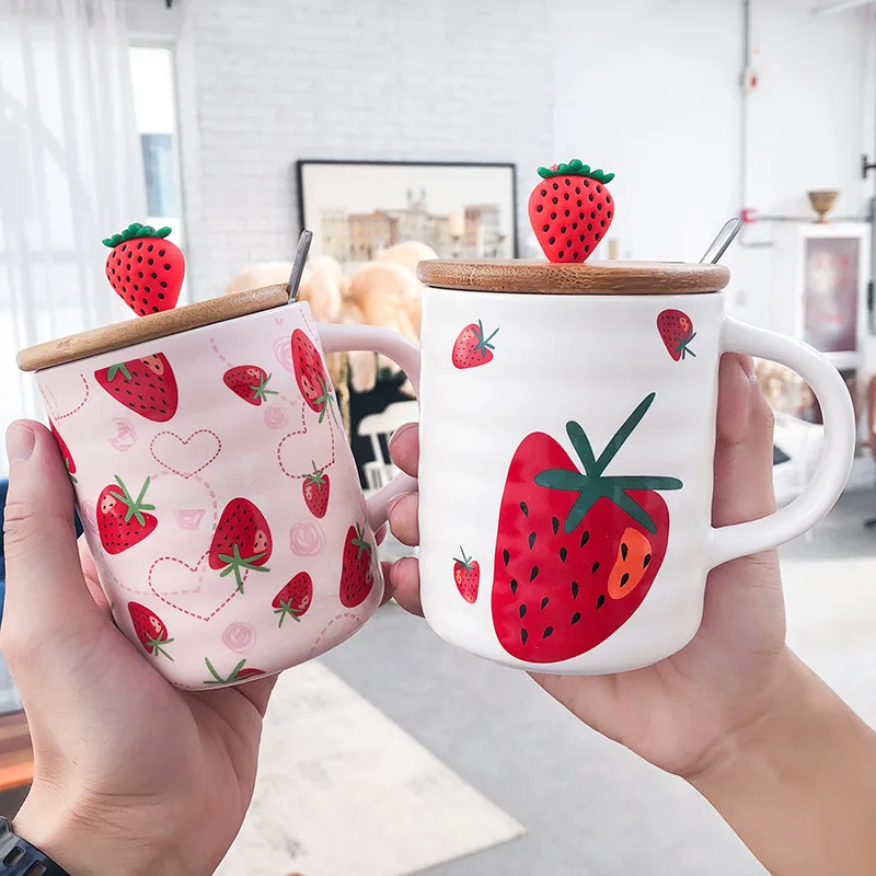 Personalized Strawberry Ceramic Mug with Lid Spoon Cute Couple Cup Creative Trend Coffee Household Water for Girl Kids | Дом и сад