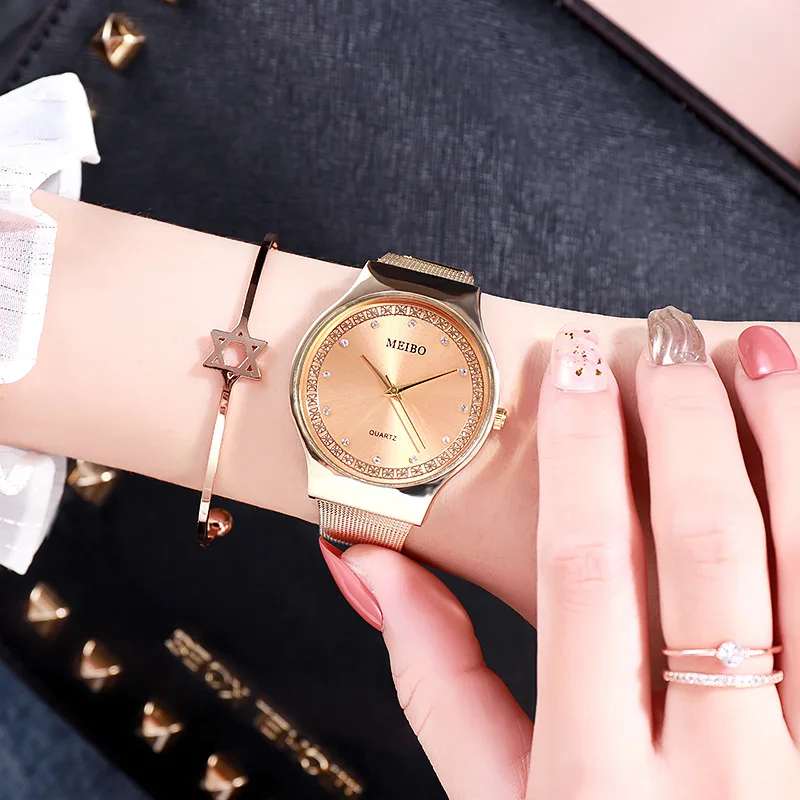 

Часы женские, кварцевые, со стальным браслетом