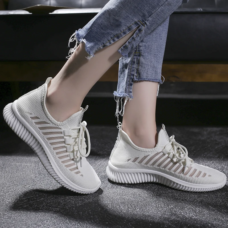 Кроссовки женские сетчатые на массивной платформе Спортивная дышащая обувь с