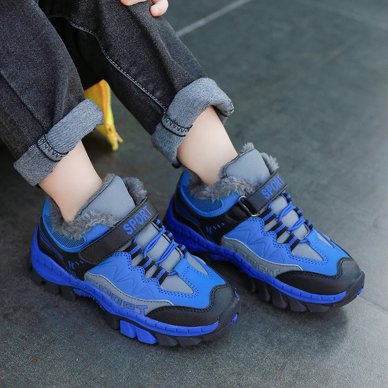 

New Kids Sneakers Children Running Shoes Boys And Girls Plus Velvet Breathable Sneakers Fashion Non-Slip Outdoor Shoes 2019