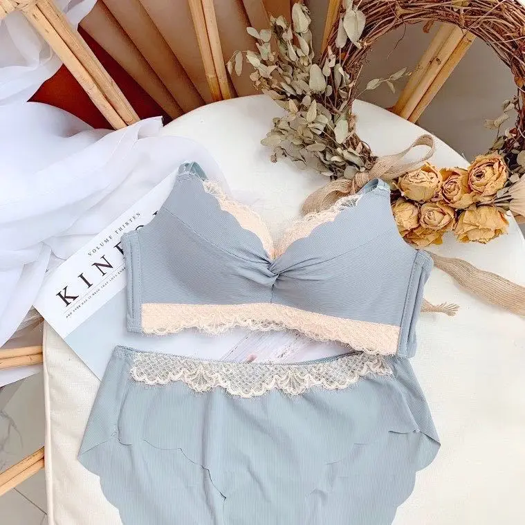 

Original Design Soft And Comfortable Little Chest Gathered Girl Underwear Thick Cup C Cup No Steel Ring Bra Suit
