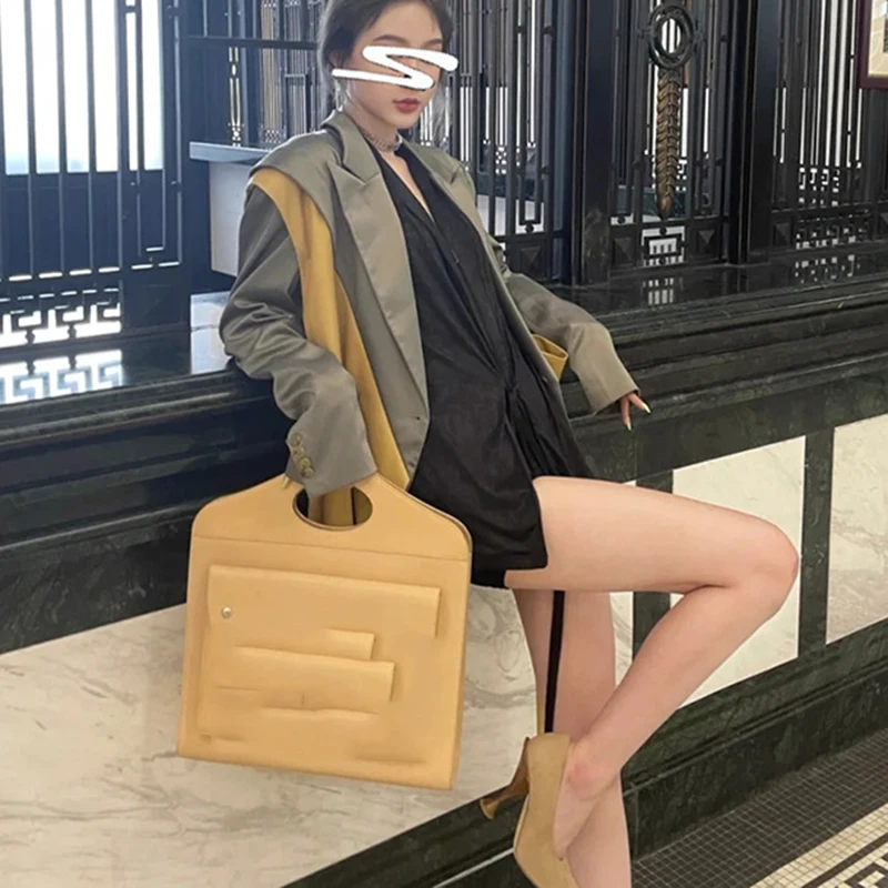 

DEAT 2021 New Spring And Autumn Fashion Casual Temperament Slim Long Sleeve Loose Thin Stitching Blazer Coat Female SL700