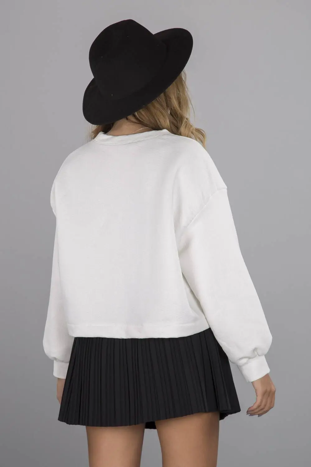 

Button Detailed White Womens Sweatshirt