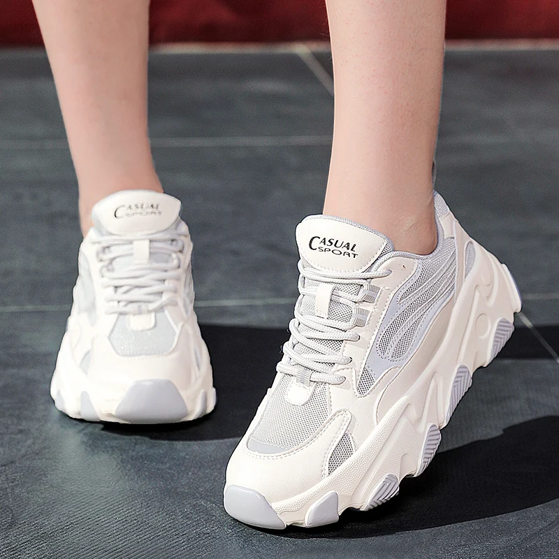 

2020 Hot Womens Running Shoes Thick Soled Athletic Shoes Ladies Brand Gym Shoes For Women Lacing Ladies Jogging Walking Trainers