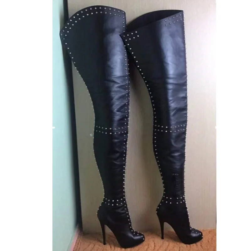 Женские ботфорты с заклепками Черные Сапоги выше колена на высокой платформе