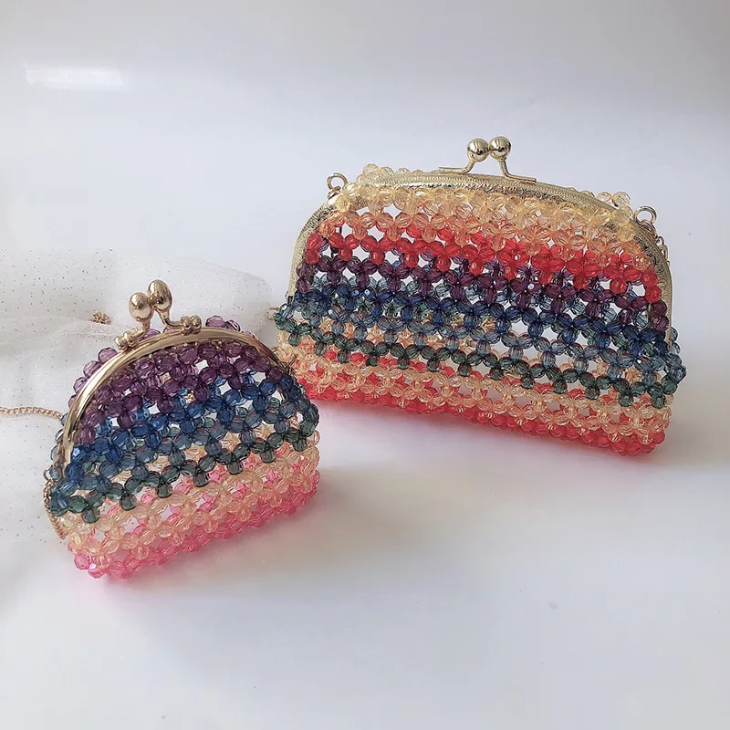 Женская прозрачная сумка с перламутровыми бусинами популярная на клипсе цветная