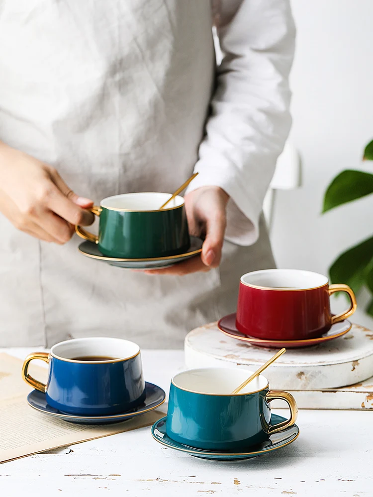 Европейский маленький роскошный набор кофейных чашек из Пномпеня керамическая