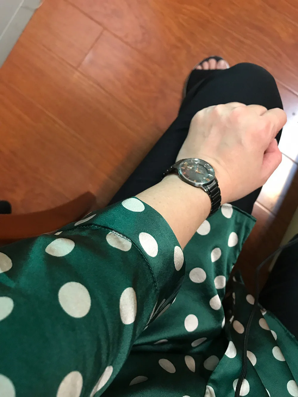 Новейшая Женская шелковая блузка в горошек с контрастным принтом и рукавом до