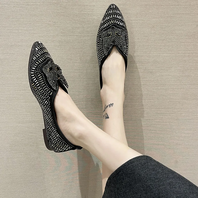 

Women Shoes Autumn Casual Female Sneakers Modis Shallow Mouth Crystal Slip-on Pointed Toe Flats Fall Comfortable 2021 New Boat S