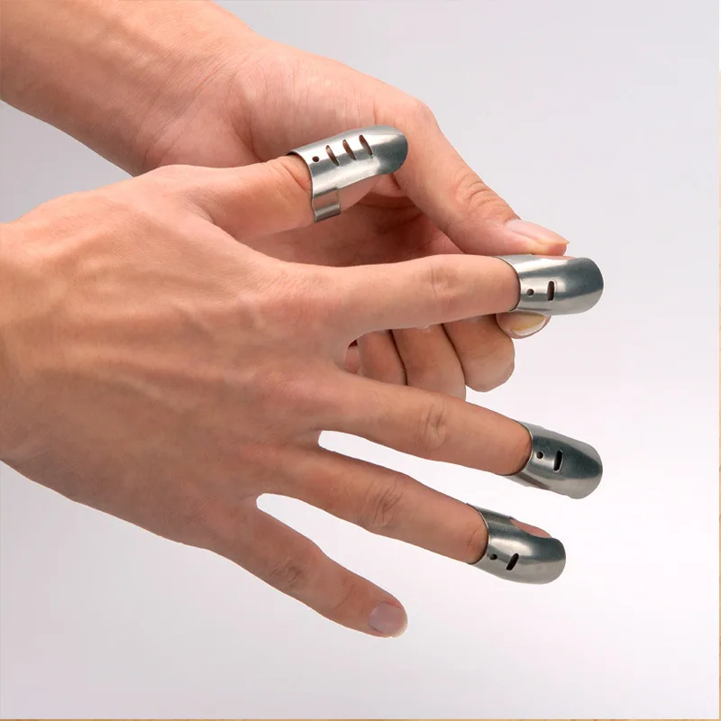 

4pcs/set Stainless Steel Finger Hand Guard Finger Protector Knife Safe Slice Hand Cutting Guard Kitchen Cooking Tools