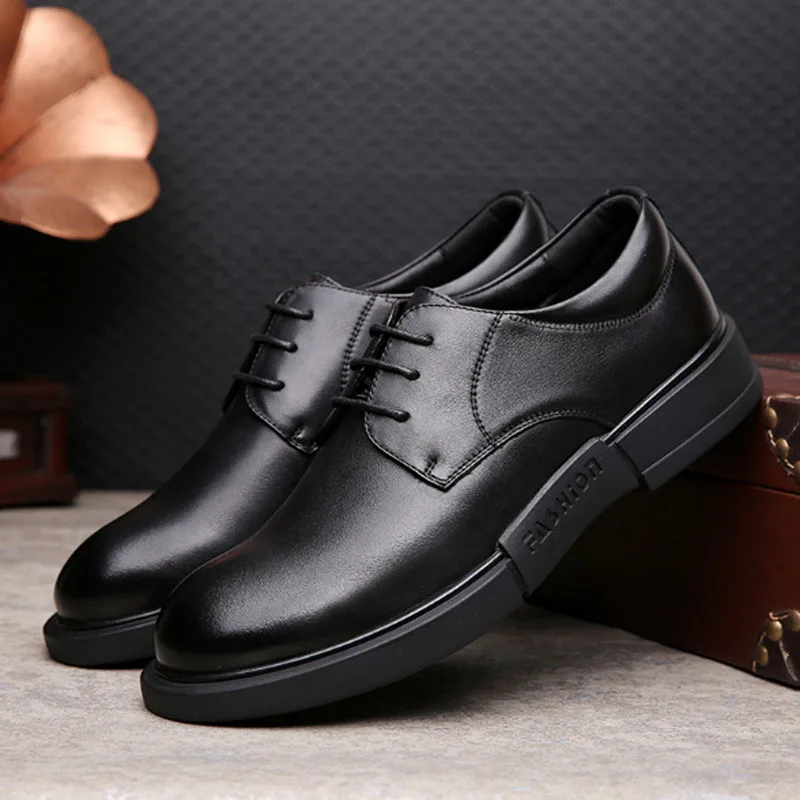 

Men's first layer cowhide men's shoes Autumn winter fashion British men's business casual shoes men's dress shoes marriage shoes