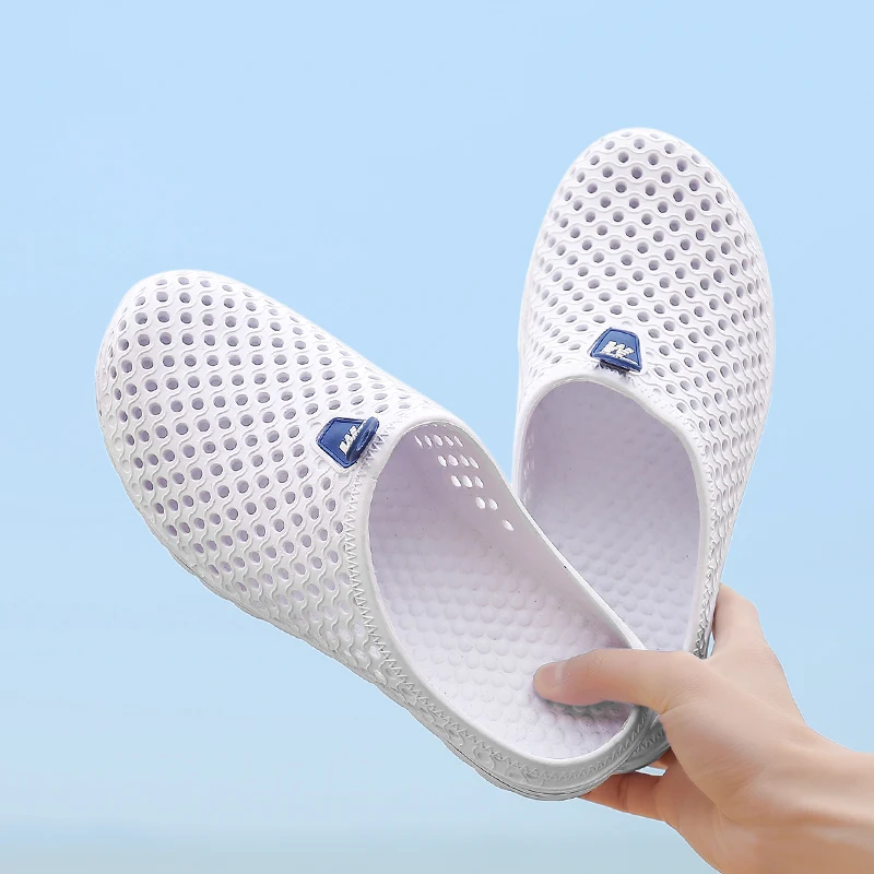

2021 Summer Slippers Men Hollow Out Breathable Beach Flip Flops Unisex Casual Slip-on Flats Sandals Women Shoes Size 36-45