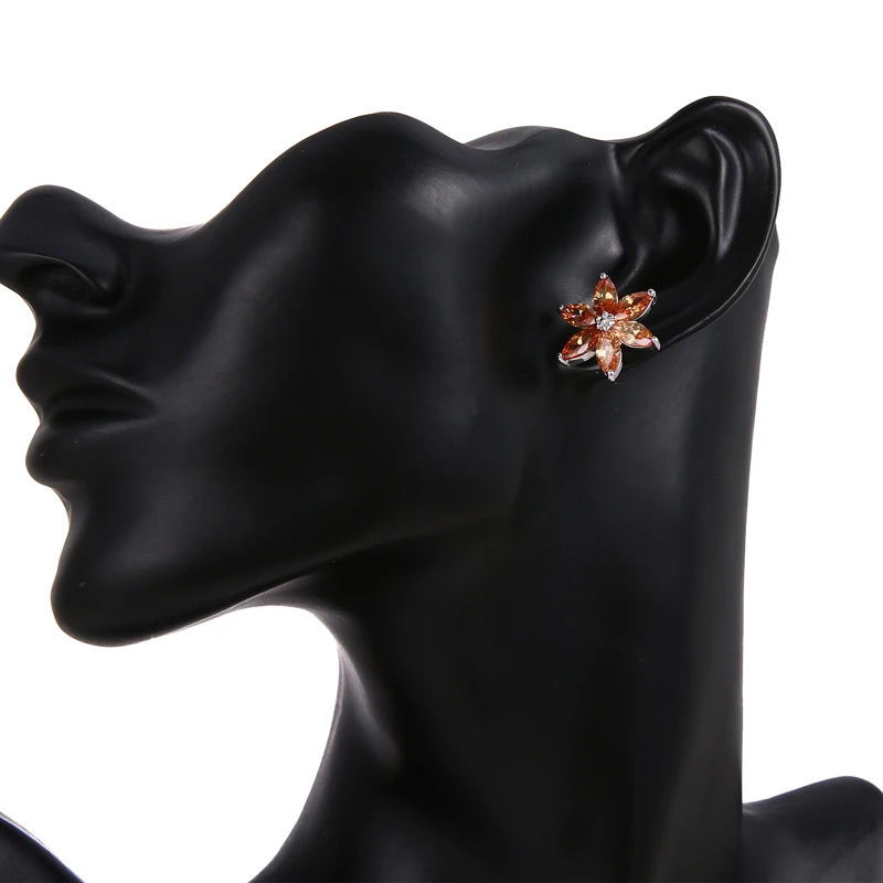 Женские серьги гвоздики с фианитами Be8 элегантные в форме цветка шампанского