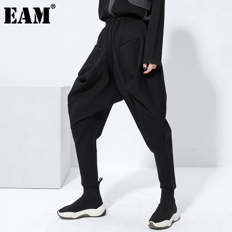 

[EAM] Черные Плиссированные Длинные шаровары с высокой эластичной резинкой на талии, новые свободные женские брюки, модные весенне-летние 2022 ...