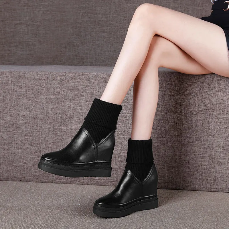 Женские ботинки до середины икры из натуральной коровьей кожи на платформе и