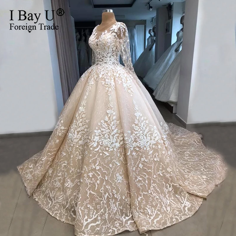 Gorgeous Lace Appliques Luxury Ball Gown Wedding Dress 2020 Sexy Scoop Neck Long Sleeve Princess Bride Gown Vestido De Noiva