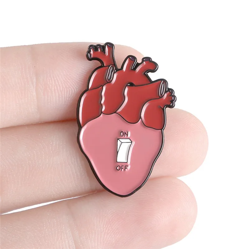 Oil Drop Alloy Brooches Band-aid Heart Shape for Doctor Nurse Lapel Pin Backpack Coat Brooch Pins Jewelry | Украшения и