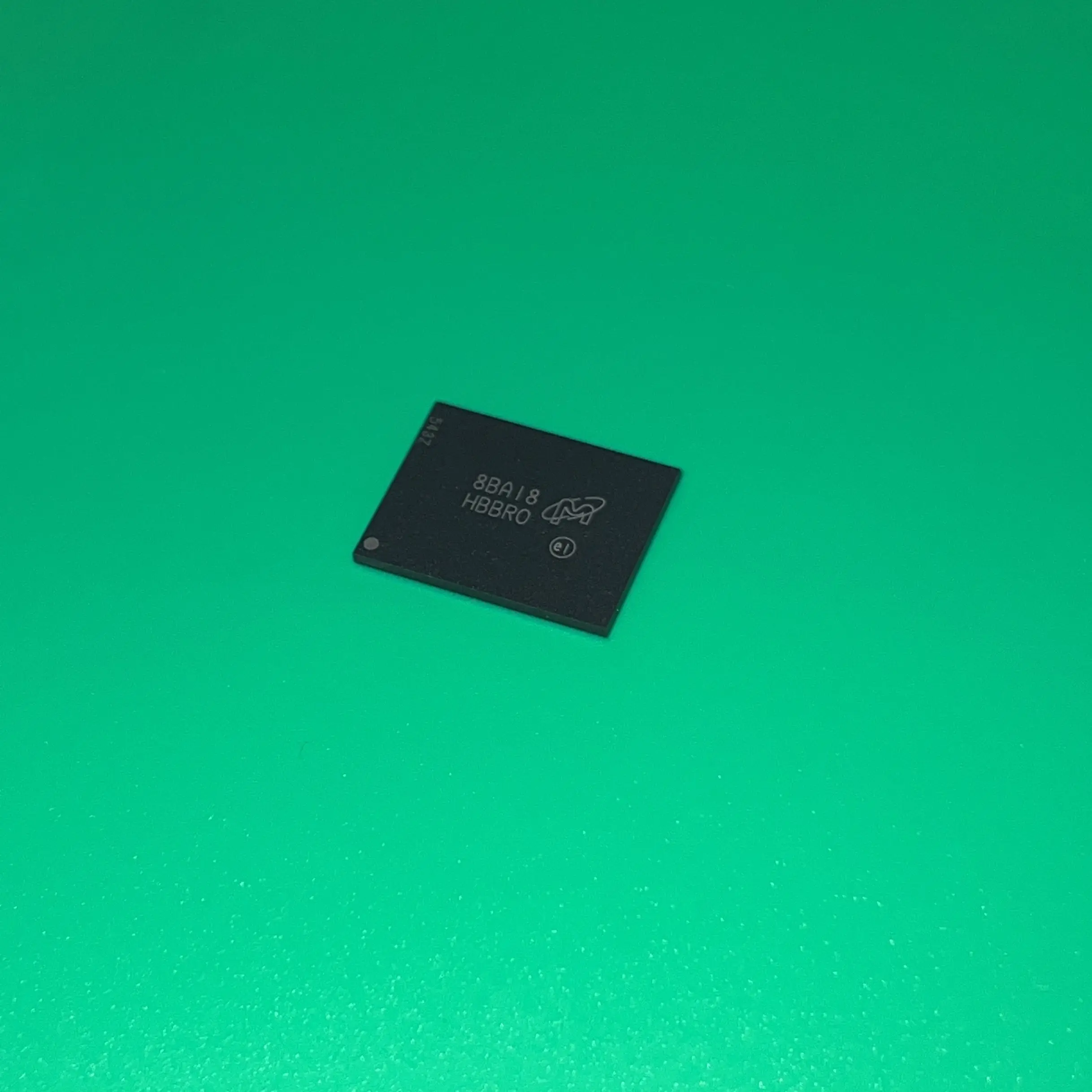 MTFC8GACAANA-4M IT BGA100 JWB18 IC флеш-память EMMC 64G MTFC8GACAANA-4MIT MTFC8GACAANA4MIT | Строительство и ремонт