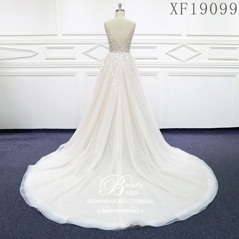 Свадебное платье с кружевной аппликацией модель XF19099 по индивидуальному заказу