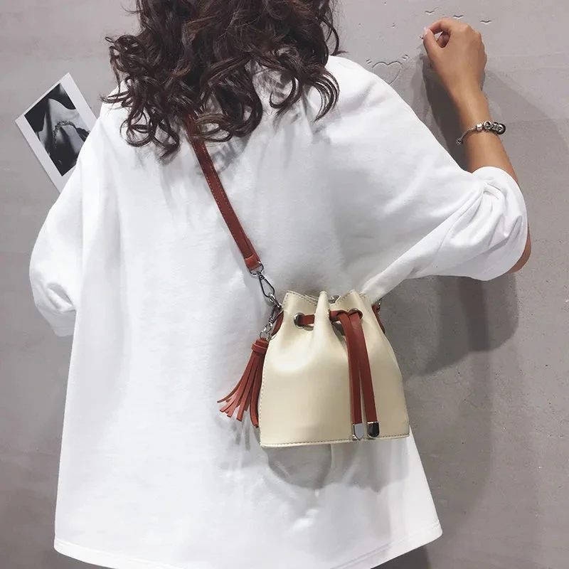 

Vintage Fashion Fringe Bucket Bag 2021 New Women Bag Shoulder Crossbody Bags PU Leather Women's Handbags Purses