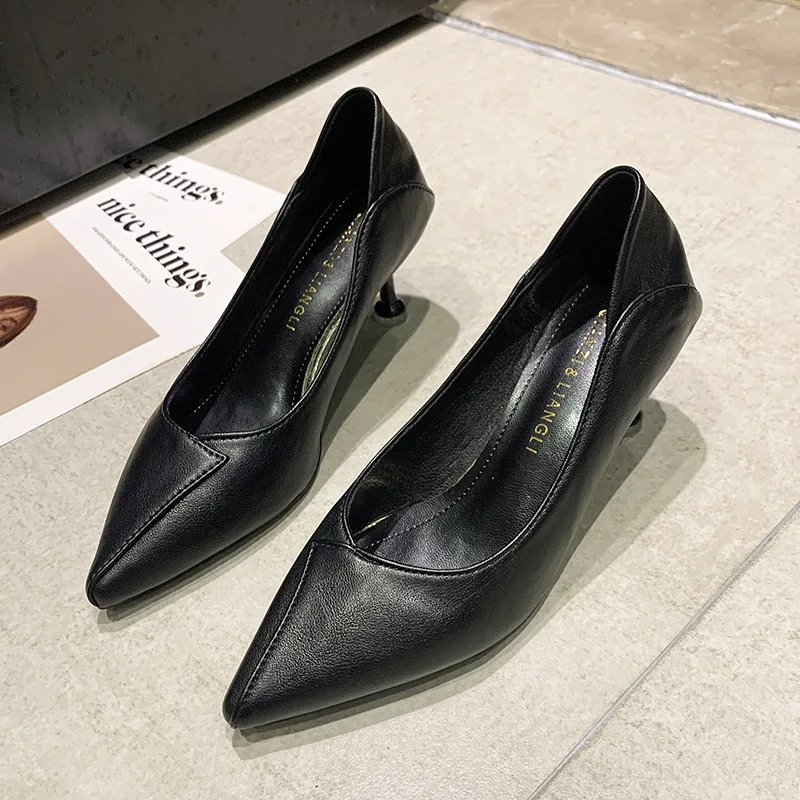 

New High Heels Women's Beige Low Heel Xiaoqing Professional Pumps Cat Heel Thin Students Etiquette Low Mouth Women's Shoes