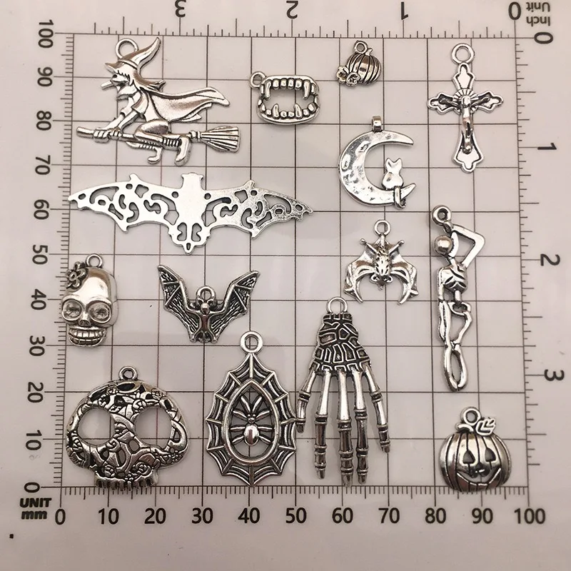 

34PCS/Pairs Halloween Charms Mixed Alloy Pumpkin Skull Ghost Clown Spider Bat Cat Pendant Jewelry Making Accessory