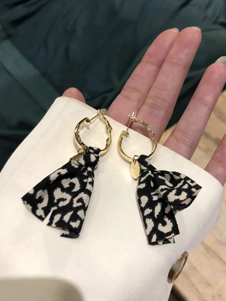 

S925 needle Trendy Jewelry Drop Earrings Hot Selling Sweet Design Circle Black And White Cloth Earring For Women Gifts