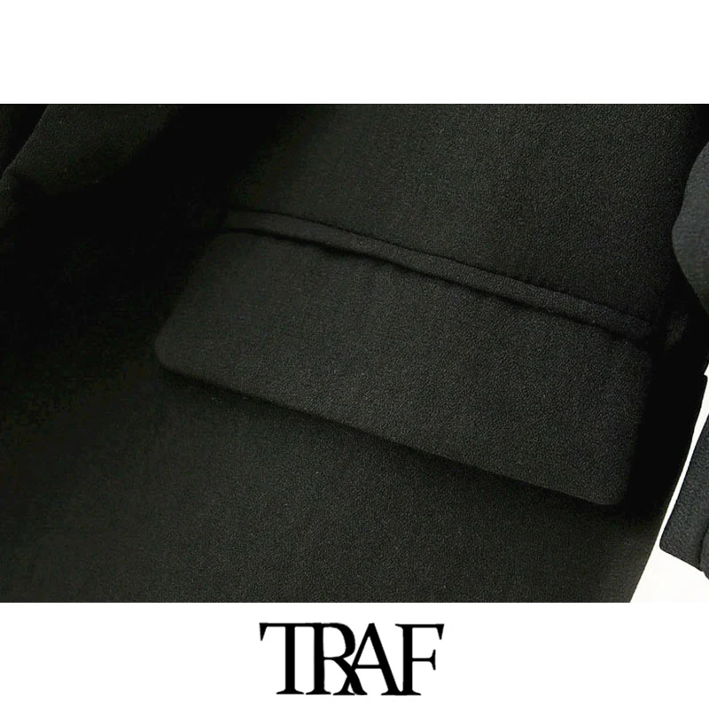 Пиджак женский черный с карманами и плиссированными рукавами | Женская одежда