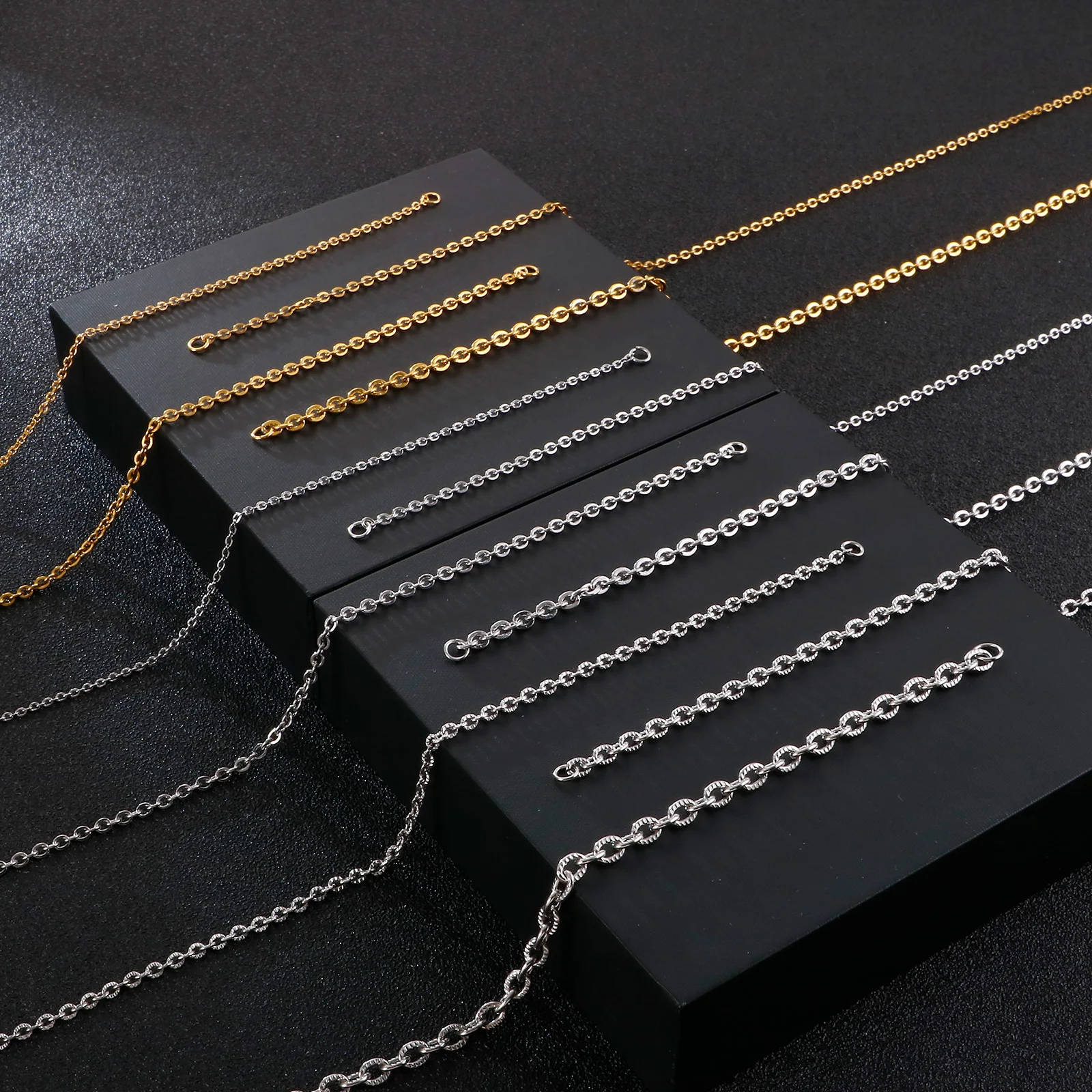 

2023 Popular Silver Gold Colour Embossing Chain Choker Necklace Collar For Men Women Fine Jewelry Wedding Party Birthday Gift