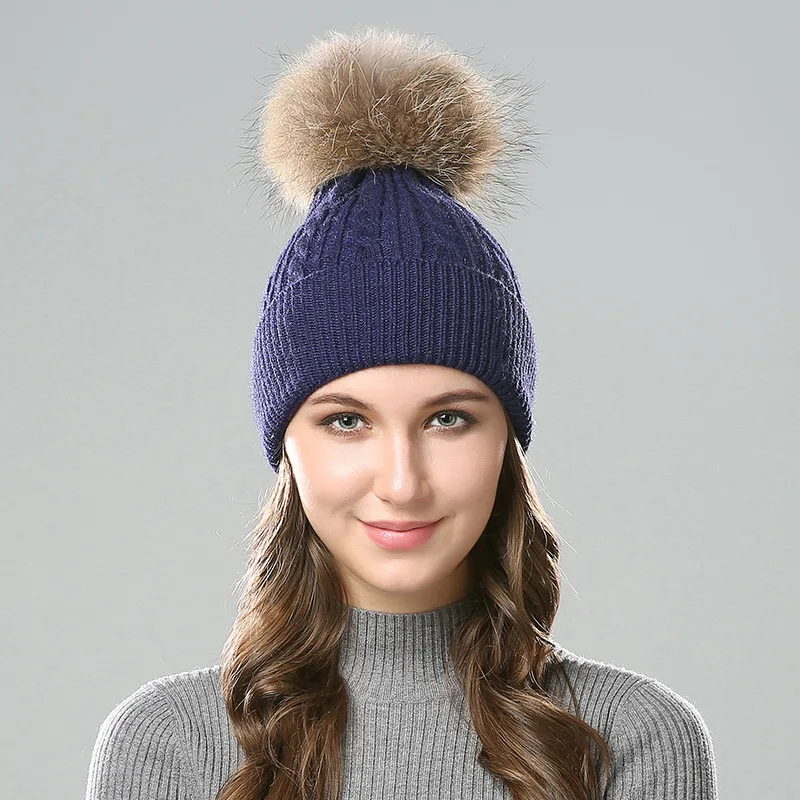 Женская зимняя шапка головной убор cc женские невероятные шапки небольшой