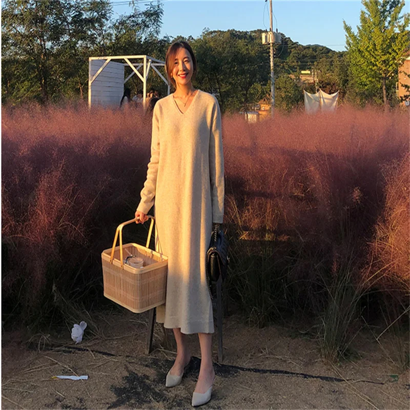 

2021 Autumn And Winter Casual Solid Loose Knit Dress Straight Women Knitted Sweater Dress Women'S Long-Sleeved Wool Dress