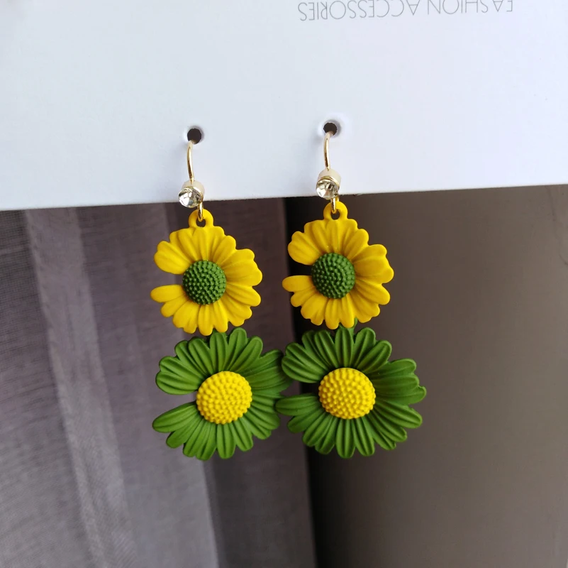 Новые летние контрастные серьги 2020 настоящие и свежие висячие с имитацией