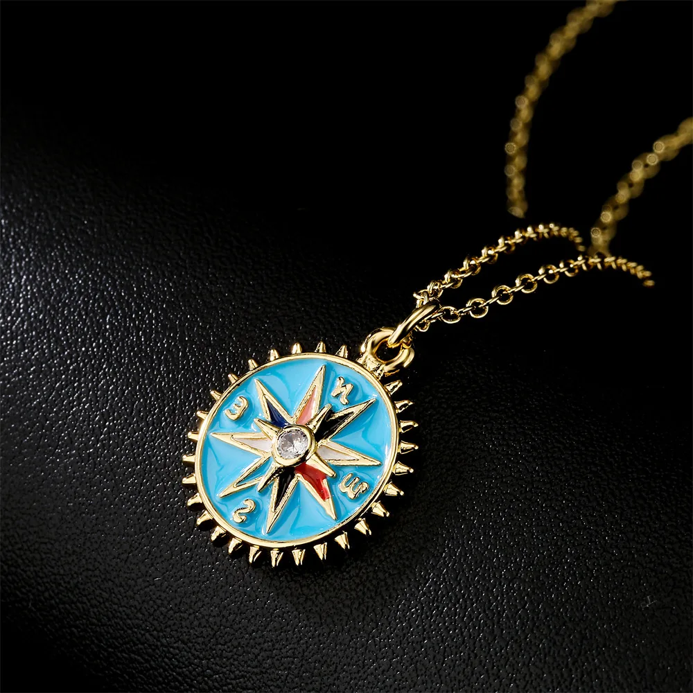 

Delicate Compass Necklaces for Women Men Vintage Gold Plated Personalized Round Pendant Necklace Fortune Jewelry Gifts 2022 New