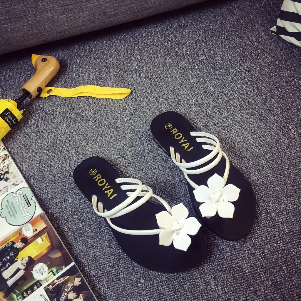 

2021 Summer Fashion Sandals Shoes Women Summer Sandals Slipper Flip-Flops Beach Shoes Indoor Outdoor Female Slippers
