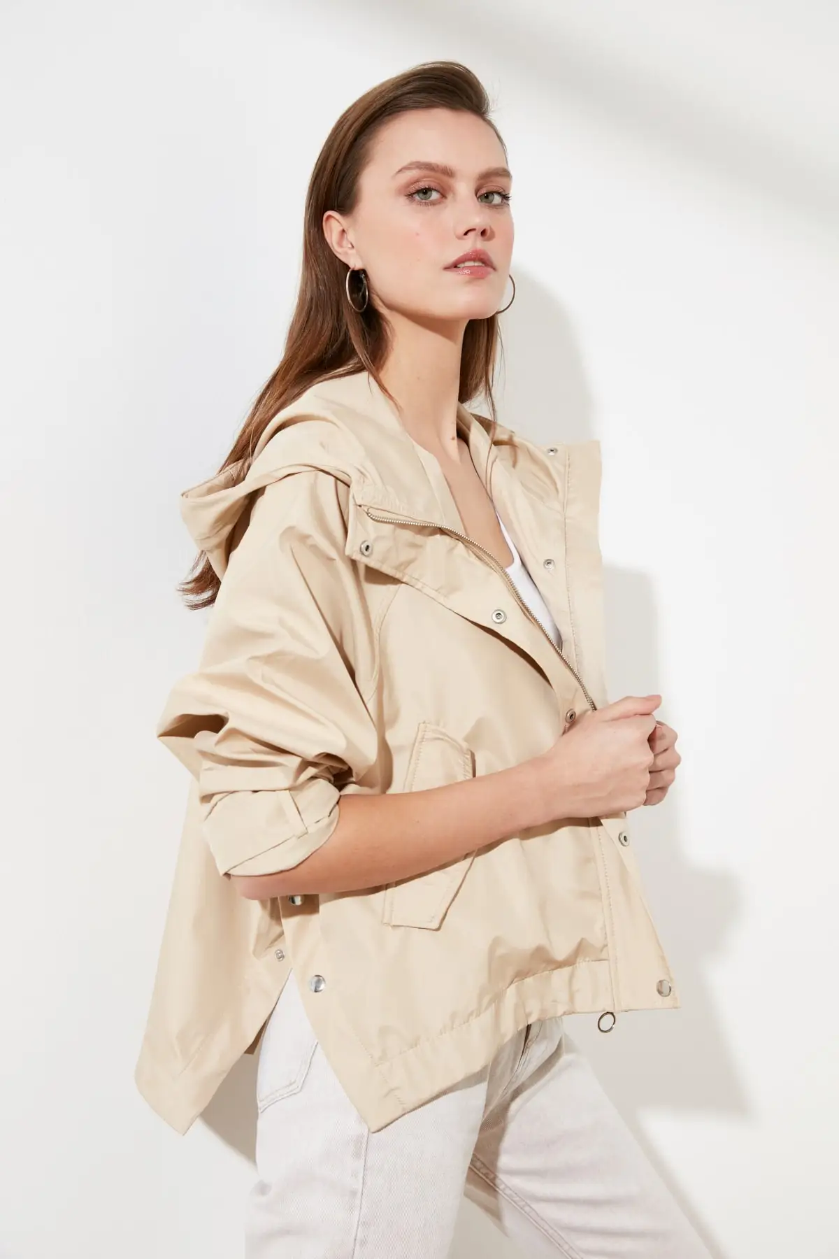 Трендовые водоотталкивающие пальто с капюшоном Большие размеры TWOSS20MO0042|Женские