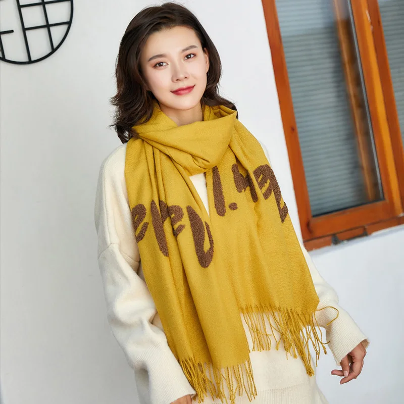 

New Women Cashmere scarf Fashion women Towel embroidery Pashmina shawl and wraps All-Match female foulard tassel Ring bandana