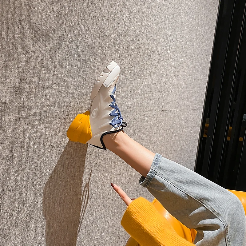 

Daddy shoes INS tide female increase thick bottom star with a breathable casual fashion leather small white shoes